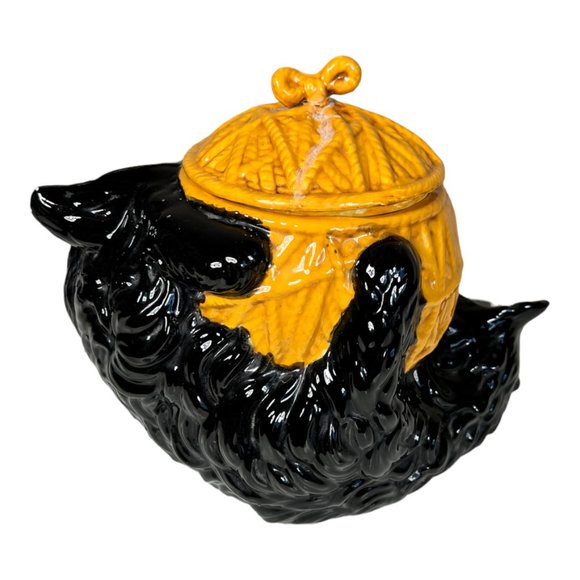 Cat with Yarn Cookie Jar - Picture 3 of 9